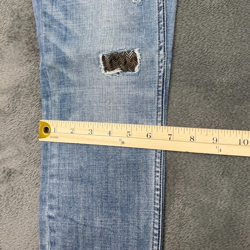 White House Black Market Petite High Rise Size 0P Straight Leg Ripped WomenJeans